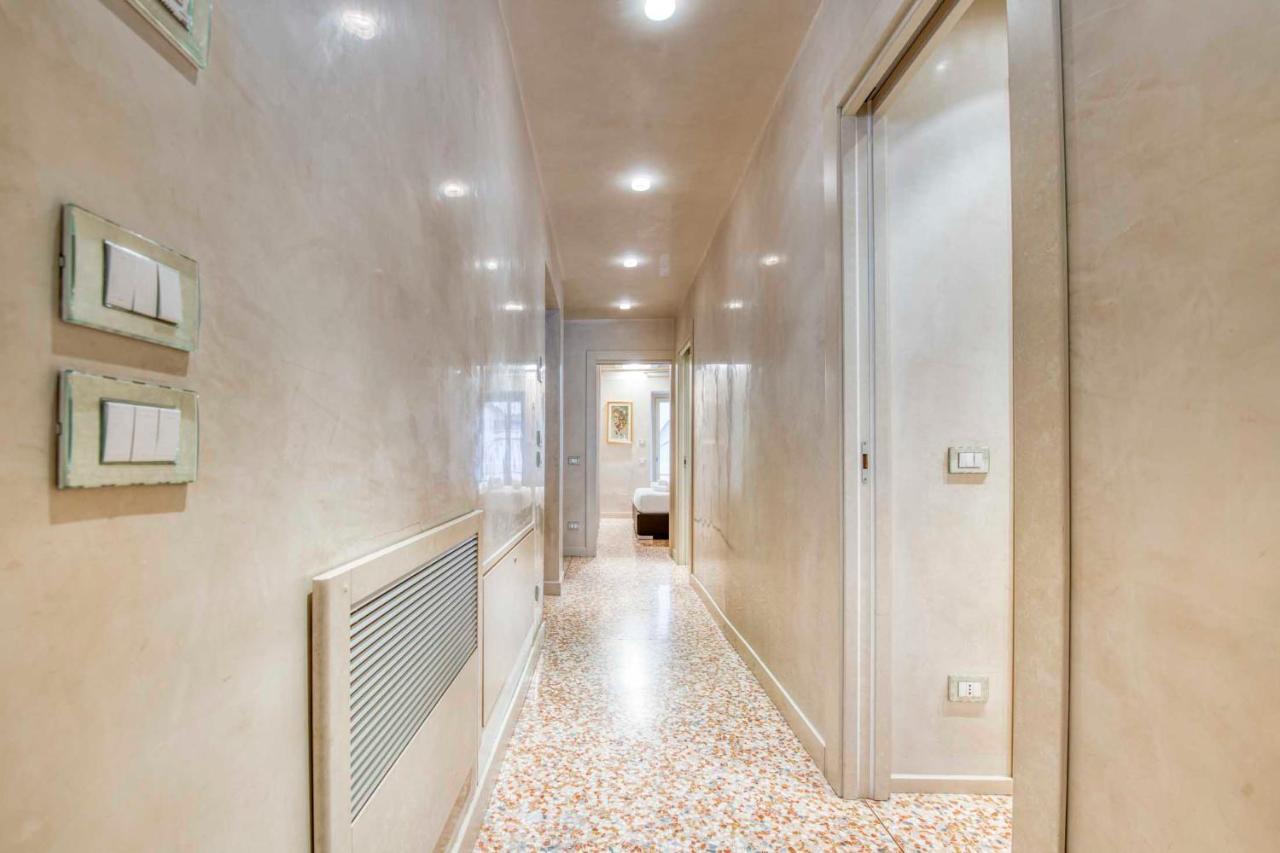 Apartmentsarena - Suite Mercatorum - Piazza Erbe Verona Ngoại thất bức ảnh